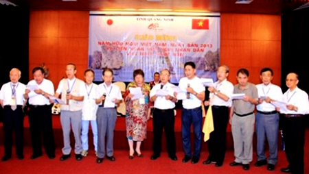 Destaca papel crucial de diplomacia popular en Vietnam